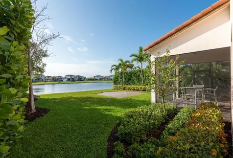 5556 Starfish Road The Acreage FL 33470