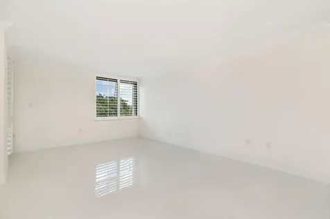 2450 Presidential Way West Palm Beach FL 33401