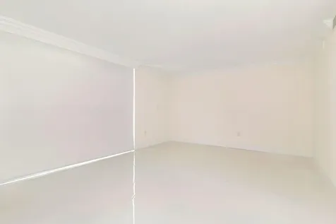2450 Presidential Way West Palm Beach FL 33401