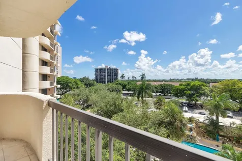 2450 Presidential Way West Palm Beach FL 33401