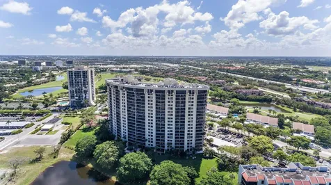 2450 Presidential Way West Palm Beach FL 33401