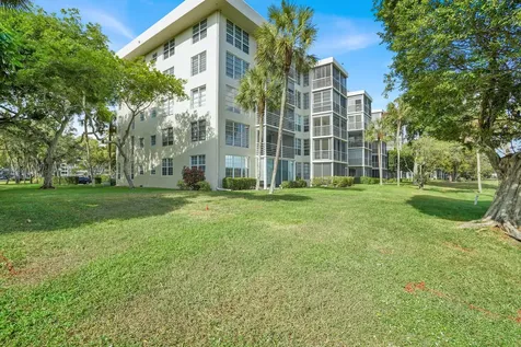 804 Cypress Boulevard Pompano Beach FL 33069