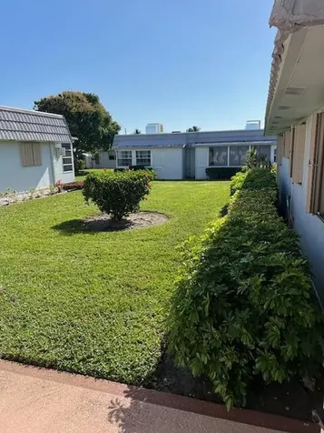 80 Valencia D Delray Beach FL 33446