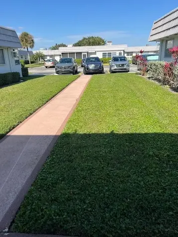 80 Valencia D Delray Beach FL 33446
