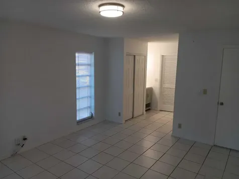 20886 Vinesta Circle Boca Raton FL 33433