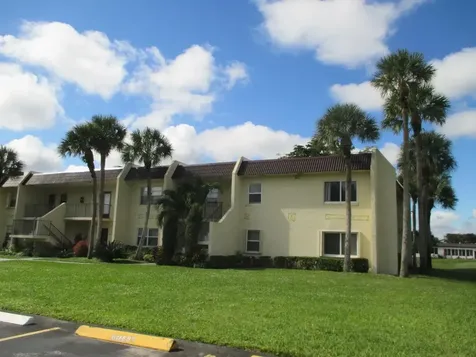 154 Lake Meryl Drive West Palm Beach FL 33411