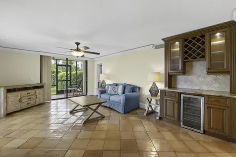 1202 S Lake Drive Lantana FL 33462
