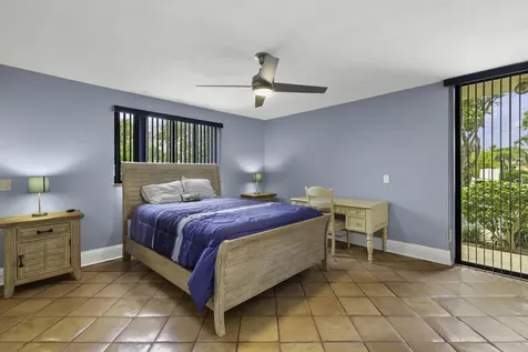 1202 S Lake Drive Lantana FL 33462