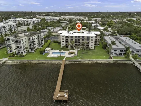 1202 S Lake Drive Lantana FL 33462