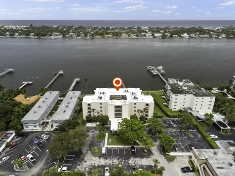 1202 S Lake Drive Lantana FL 33462