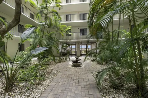 1202 S Lake Drive Lantana FL 33462