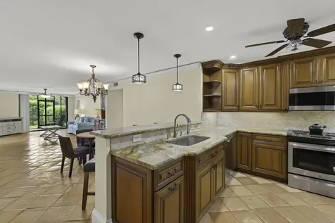 1202 S Lake Drive Lantana FL 33462
