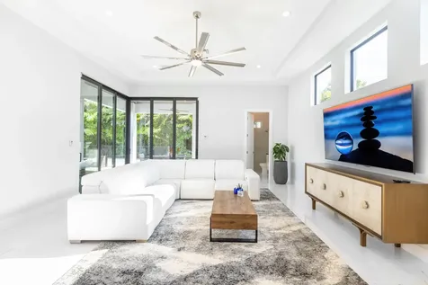 2740 Nw 69th Street Boca Raton FL 33496