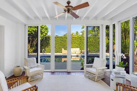 259 Queens Lane Palm Beach FL 33480