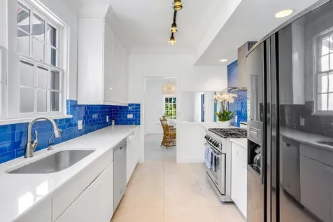 259 Queens Lane Palm Beach FL 33480