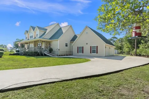 405 Se Salerno Road Stuart FL 34997