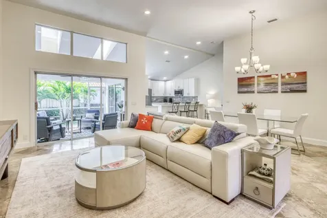 158 Eagleton Court Palm Beach Gardens FL 33418