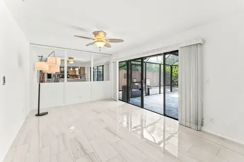 1075 Raintree Lane Palm Beach Gardens FL 33410