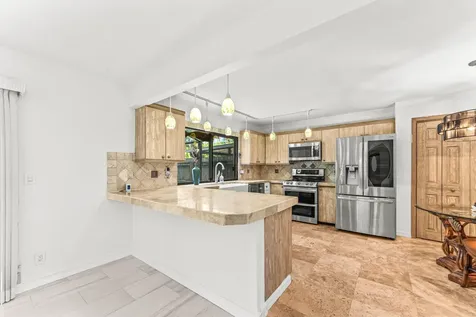 1075 Raintree Lane Palm Beach Gardens FL 33410
