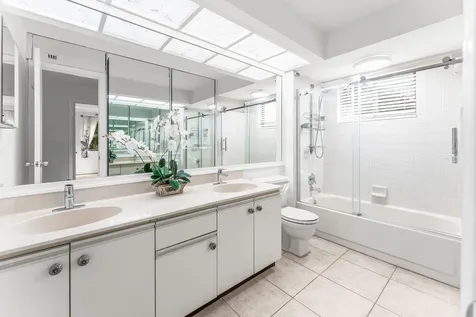 1075 Raintree Lane Palm Beach Gardens FL 33410