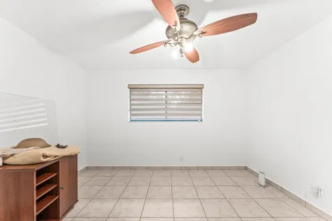 1075 Raintree Lane Palm Beach Gardens FL 33410