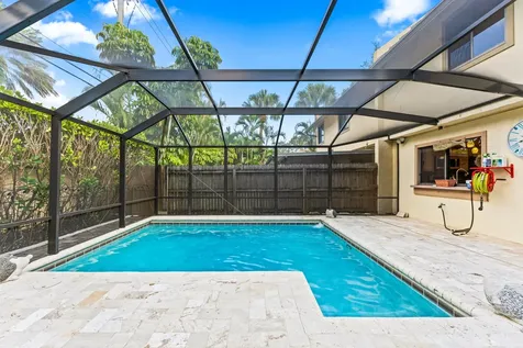 1075 Raintree Lane Palm Beach Gardens FL 33410