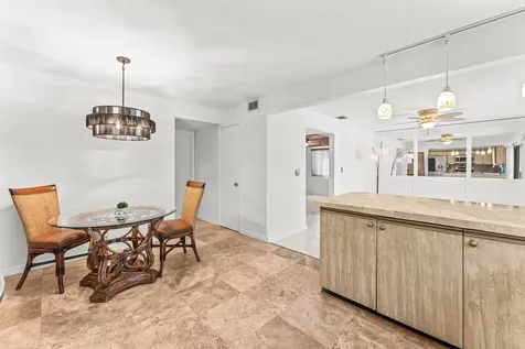 1075 Raintree Lane Palm Beach Gardens FL 33410