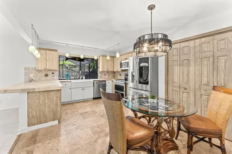 1075 Raintree Lane Palm Beach Gardens FL 33410