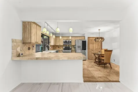 1075 Raintree Lane Palm Beach Gardens FL 33410