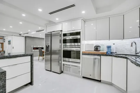 501 Sw 11th Place Boca Raton FL 33432