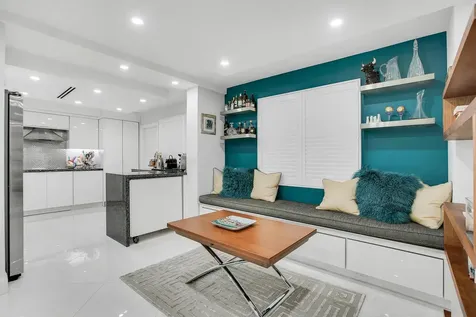 501 Sw 11th Place Boca Raton FL 33432