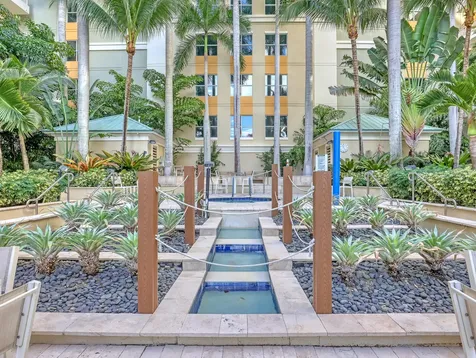 700 E Boynton Beach Boulevard Boynton Beach FL 33435
