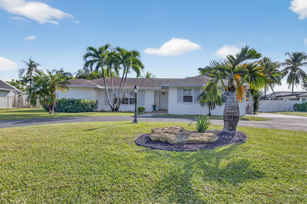 4690 Palo Verde Drive Boynton Beach FL 33436