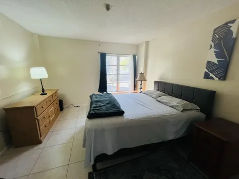 4160 Inverrary Drive Lauderhill FL 33319