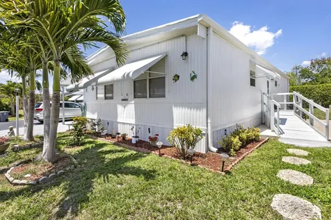 3008 Bimini Bay Boynton Beach FL 33436