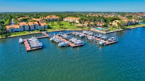 127 Yacht Club Way Hypoluxo FL 33462