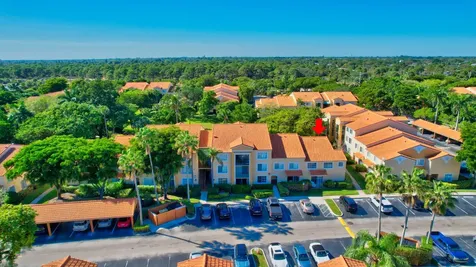 127 Yacht Club Way Hypoluxo FL 33462