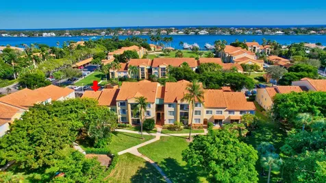 127 Yacht Club Way Hypoluxo FL 33462