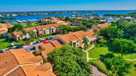 127 Yacht Club Way Hypoluxo FL 33462