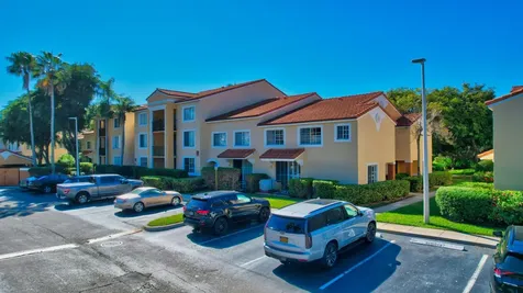 127 Yacht Club Way Hypoluxo FL 33462