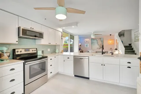 127 Yacht Club Way Hypoluxo FL 33462
