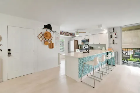 127 Yacht Club Way Hypoluxo FL 33462