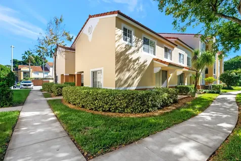 127 Yacht Club Way Hypoluxo FL 33462