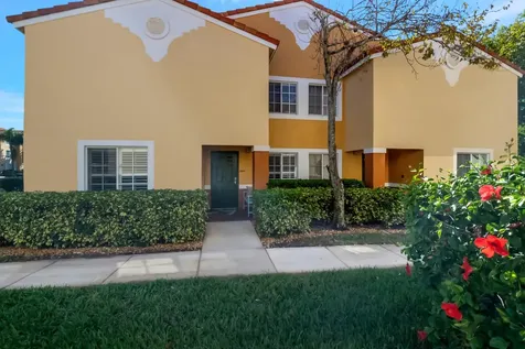 127 Yacht Club Way Hypoluxo FL 33462
