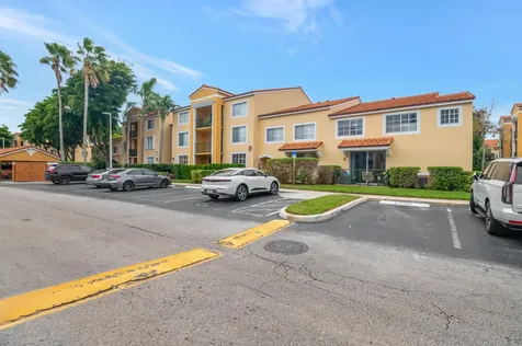 127 Yacht Club Way Hypoluxo FL 33462