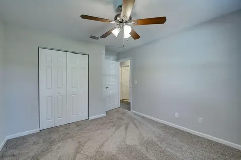 5737 NW Jigsaw Lane Port Saint Lucie FL 34986