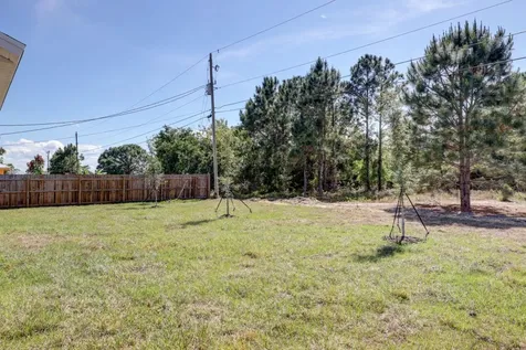 5737 NW Jigsaw Lane Port Saint Lucie FL 34986