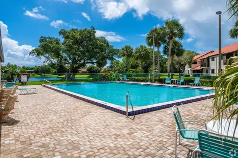 21 Via De Casas Sur Boynton Beach FL 33426