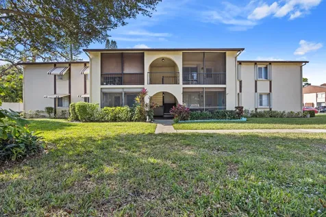 3622 La Playas Court Greenacres FL 33463