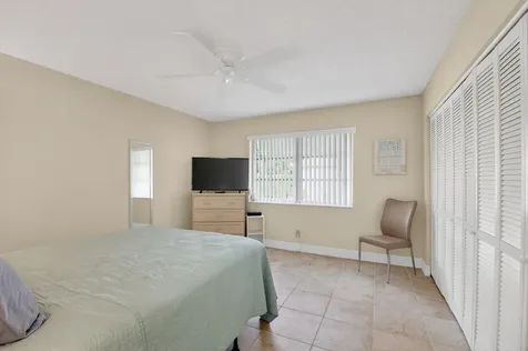 1390 High Point Way Delray Beach FL 33445